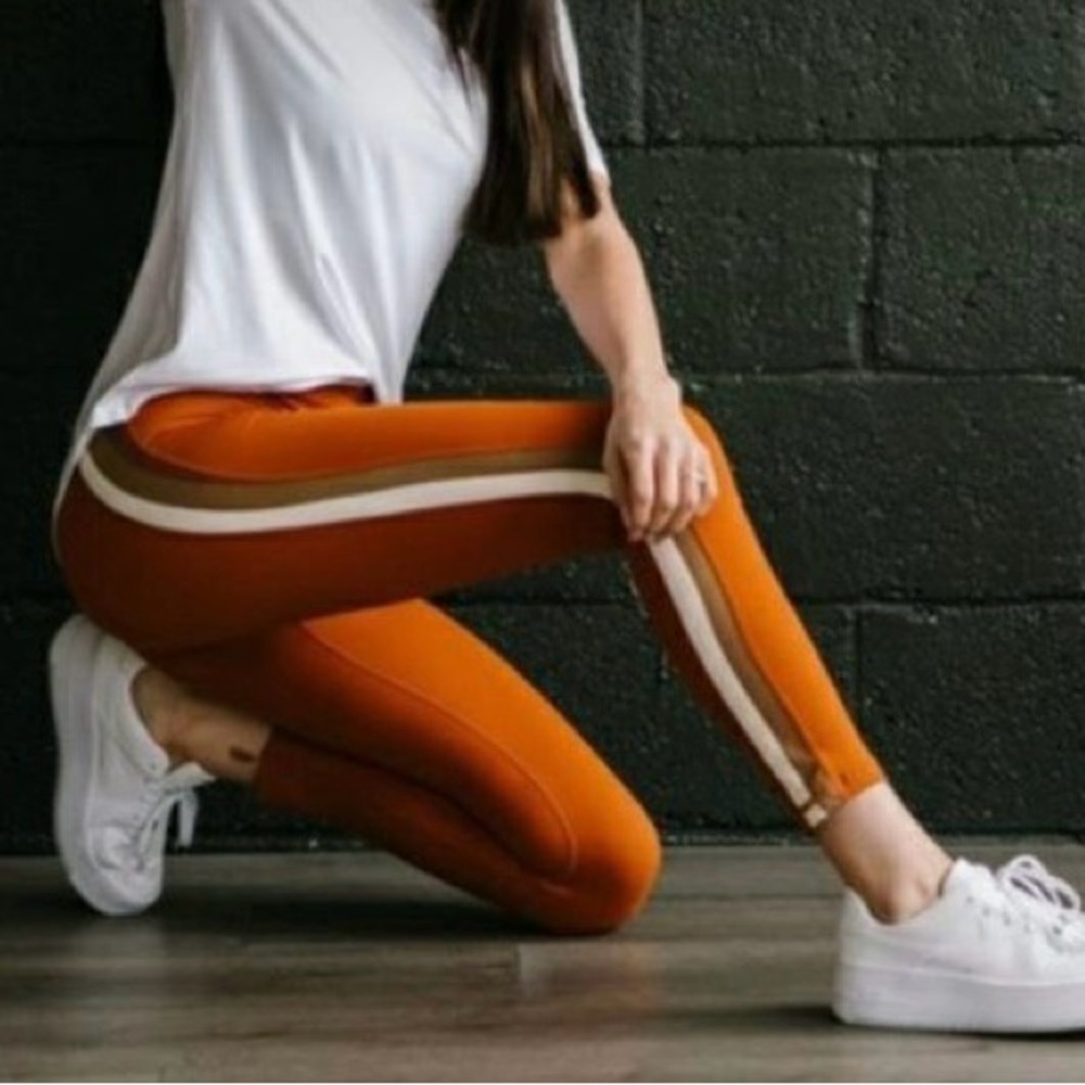 Zyia Light n Tight Joplin Stripe 7/8 Leggings Size 6-8